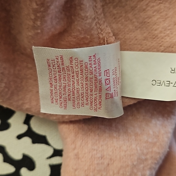 No Boundaries pink Cropped butterfly hoodie - Picture 7 of 7